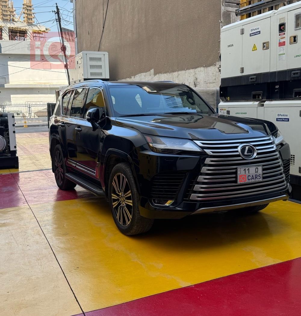 Lexus LX